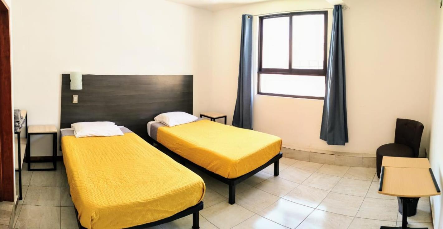 Casa Republik Hotel เลออน ภายนอก รูปภาพ